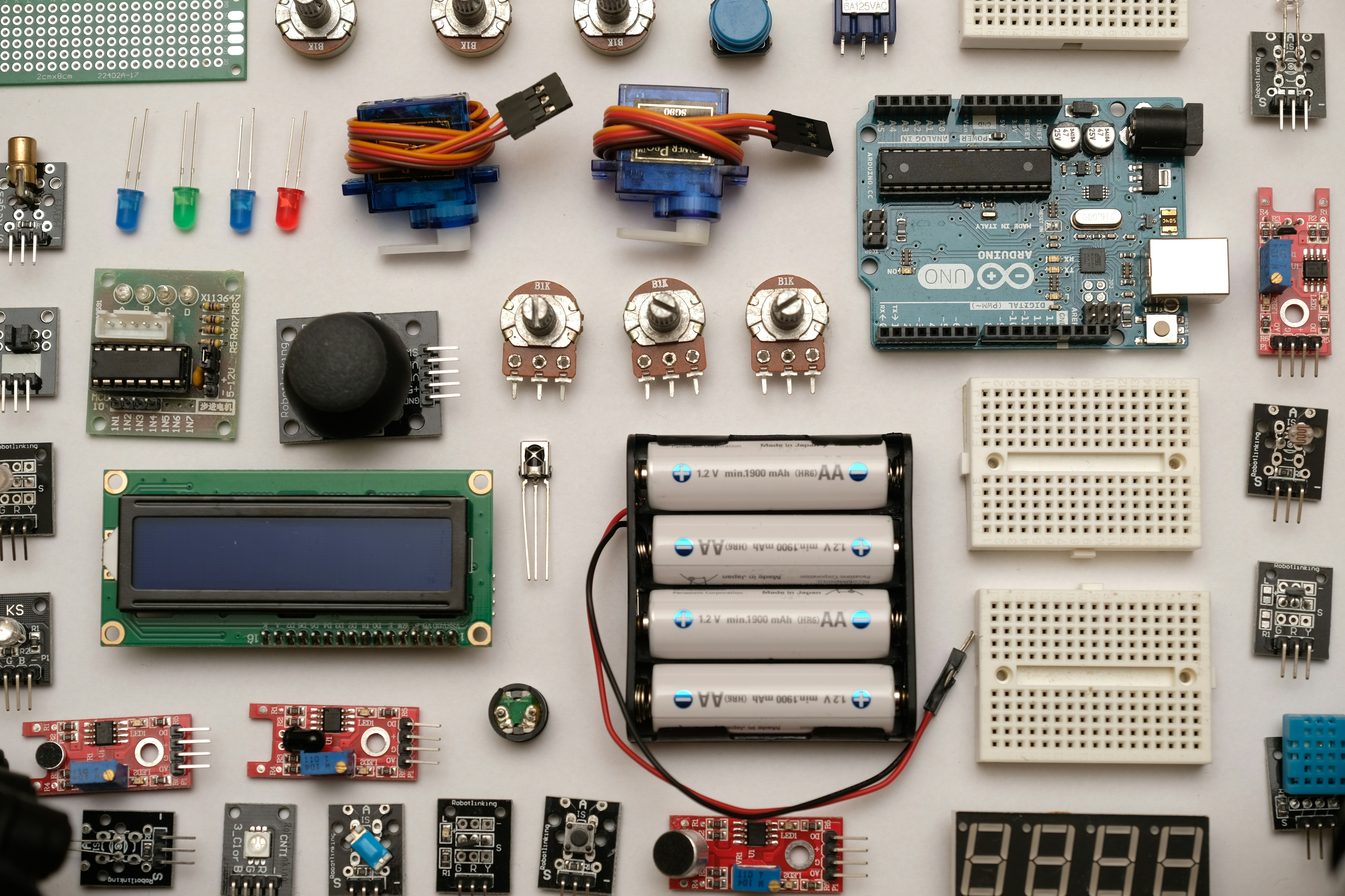 Electronics & Kits
